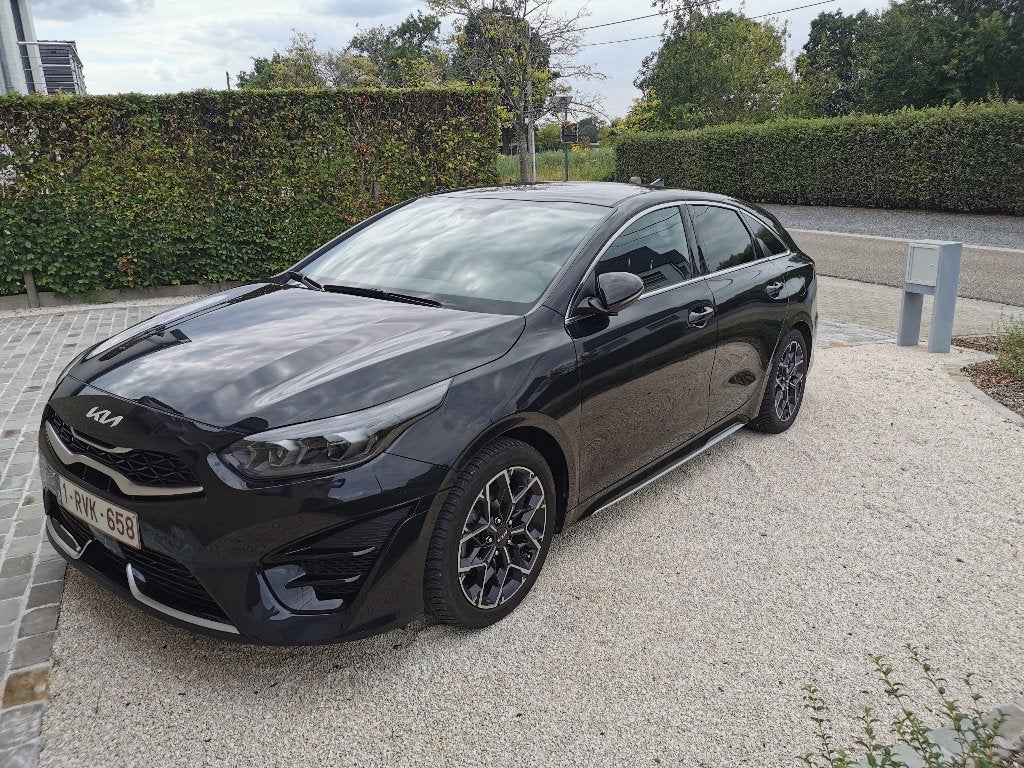 Kia ProCeed SW 1.5 T-GDI DCT GT-Line - NAVI/CAMERA/TREKHAAK, Auto's, Dealer onderhouden, 4 cilinders, Zwart, 5 deurs