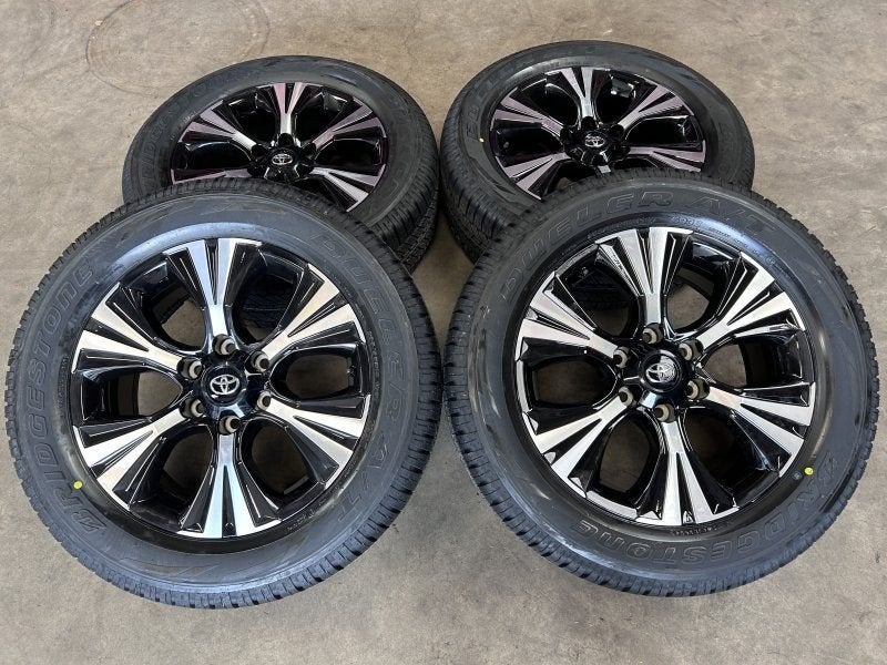 19 inch originele velgen + banden Toyota Landcruiser | Hilux, Auto-onderdelen, 19 inch, -, 265 mm, -