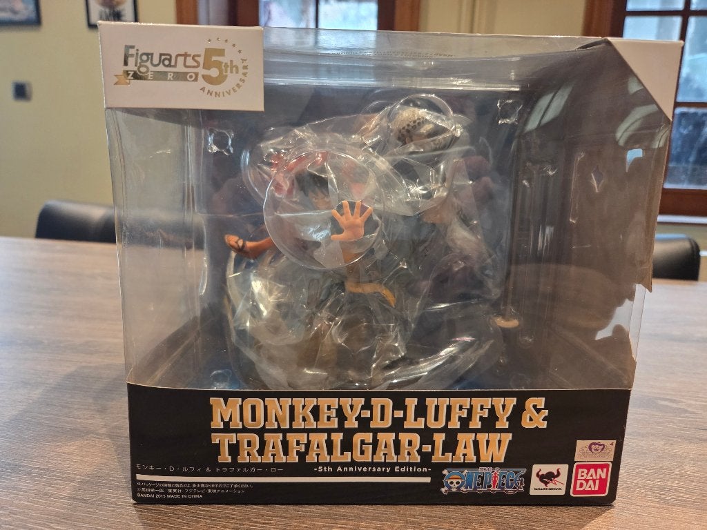 Figurine Luffy et Trafalgar Law spéciale 5ème anniversaire, Enlèvement, Comme neuf, Fantasy