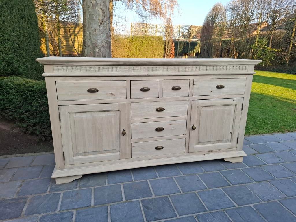 Dressoir uit massief essenhout. Geluchtgomd., Ophalen of Verzenden
