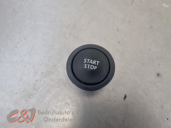 Start/Stop schakelaar van een Renault Trafic, Gebruikt, -, Renault, -