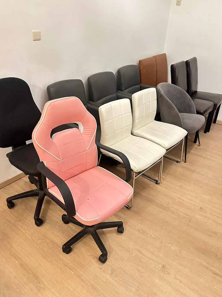 Grote set stoelen eetkamer, bureau & lounge Appart Mogelijk, Antiek en Kunst, Ophalen