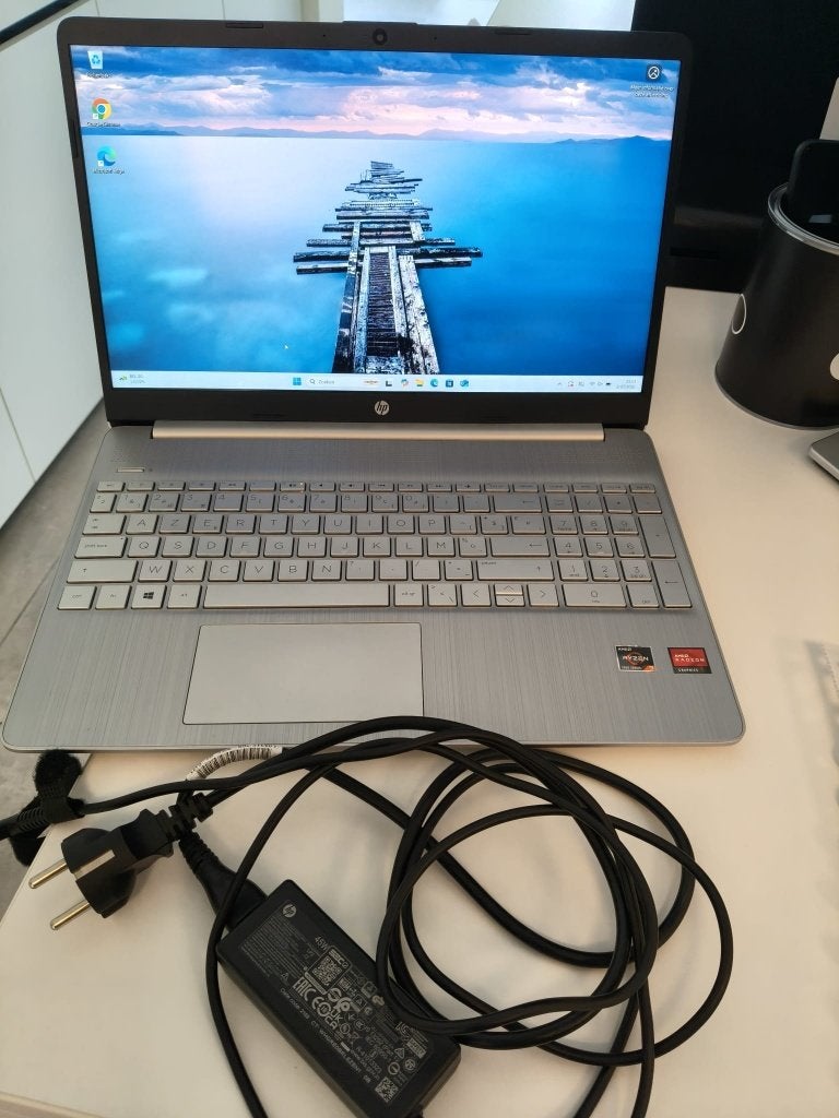 HP 15s 15,6" Full HD, Computers en Software, Laptop-opladers, Ophalen, Gebruikt, HP
