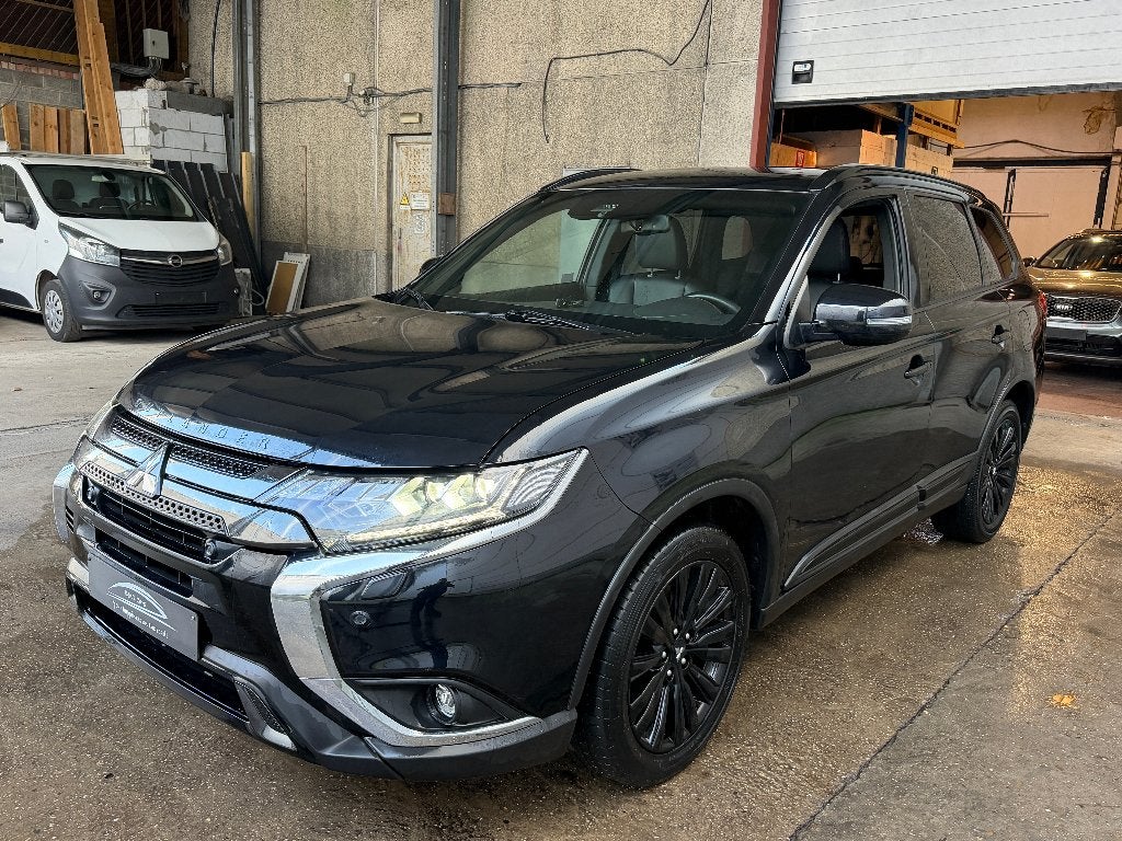 Mitsubishi Outlander 2.0i Blackline Automaat * Gps/Camera *, Auto's, Automaat, 4 cilinders, Zwart, Bedrijf