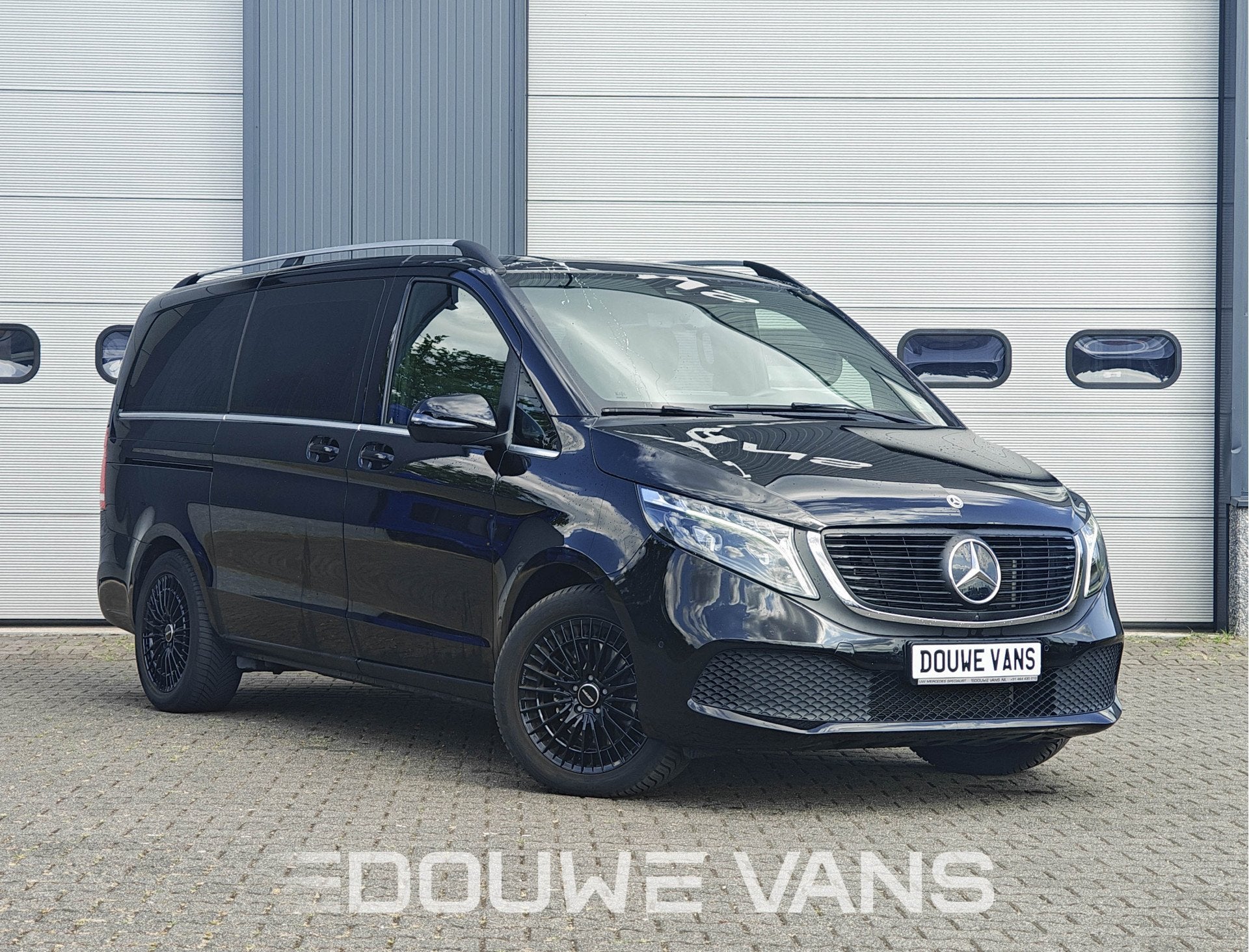 Mercedes-Benz EQV Lang Avantgarde MBUX 360° Camera Navi Led, Autos, Cuir, Achat, 4 portes, Entreprise