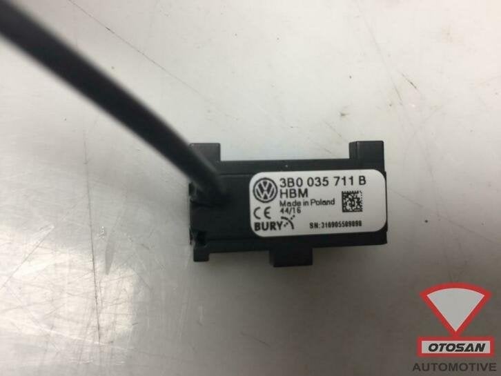 vw touareg iii 2018 microfoon voor telefoon 3b0035711b, Gebruikt, Volkswagen, Volkswagen AG, Vw@volkswagen.de