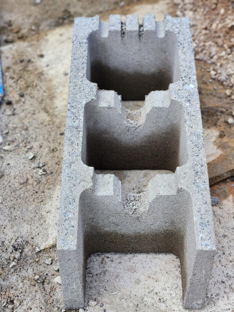 Bloc à remplir genre STEPOC, Ophalen, Nieuw, Beton
