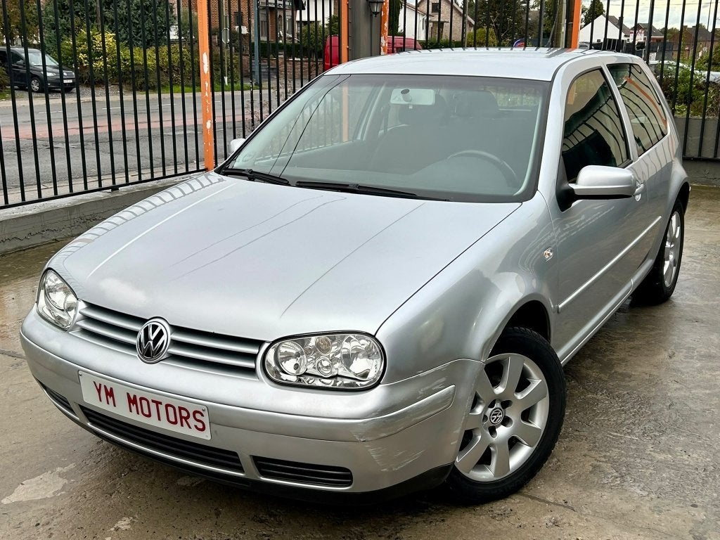 Volkswagen golf 4 edition pacifique ** 91.000km ** 3.990€ **, Autos, Argent ou Gris, Achat, Entreprise, Boîte manuelle