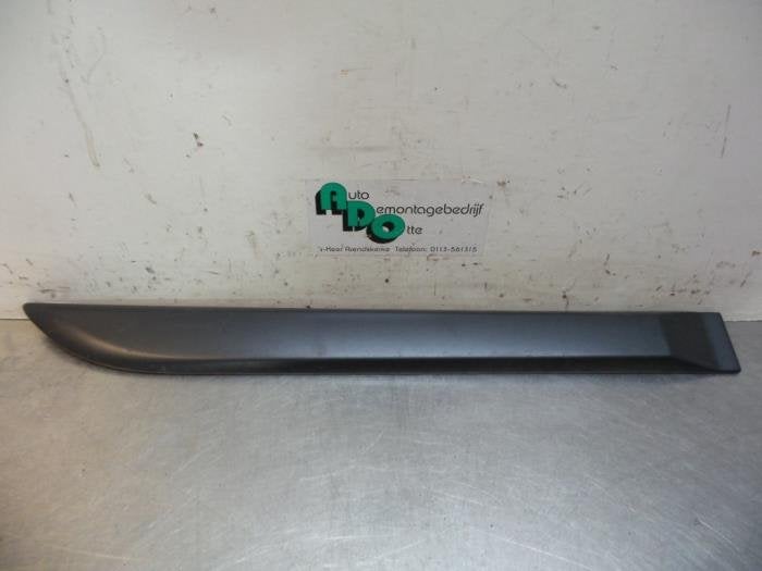 Sierstrip van een Dacia Logan (Logan 2 14-), Dacia, Gebruikt, -, -