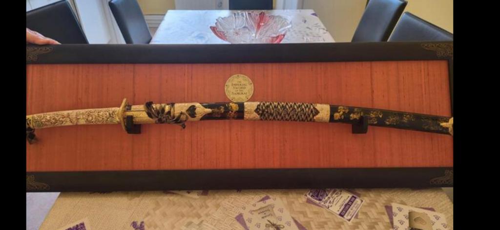 Katana samouraï, Enlèvement