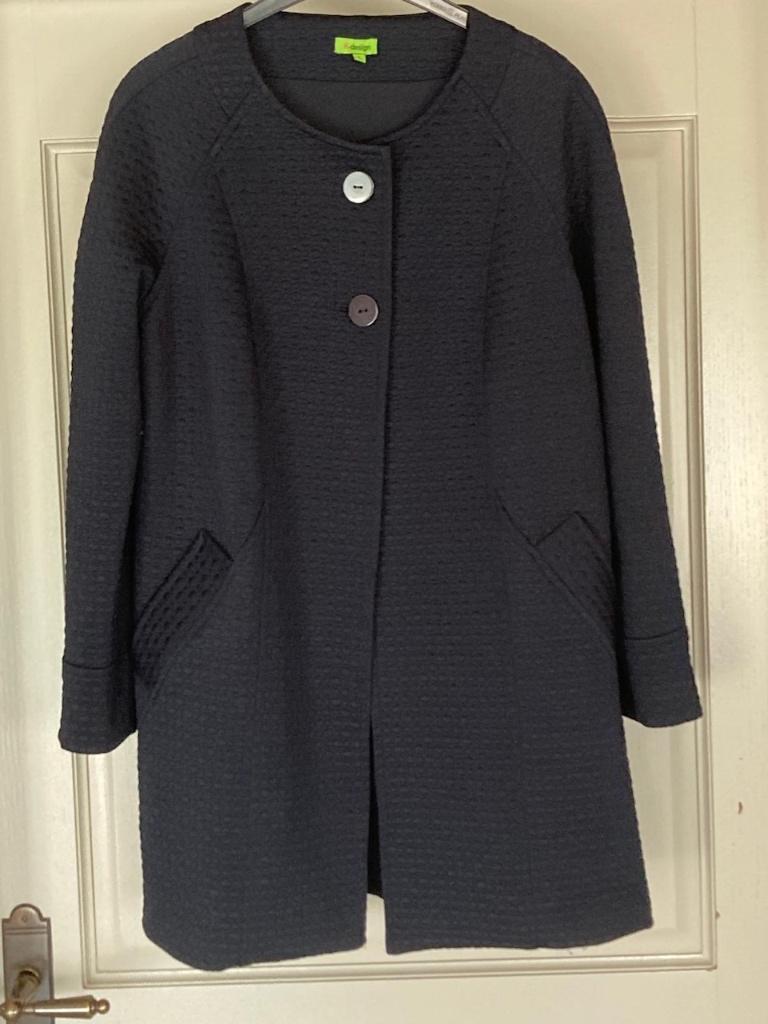 Donkerblauwe halflange jas K-Design. Large. Perfecte staat, Kleding | Dames, K-design, Blauw, Maat 42/44 (L), Ophalen of Verzenden