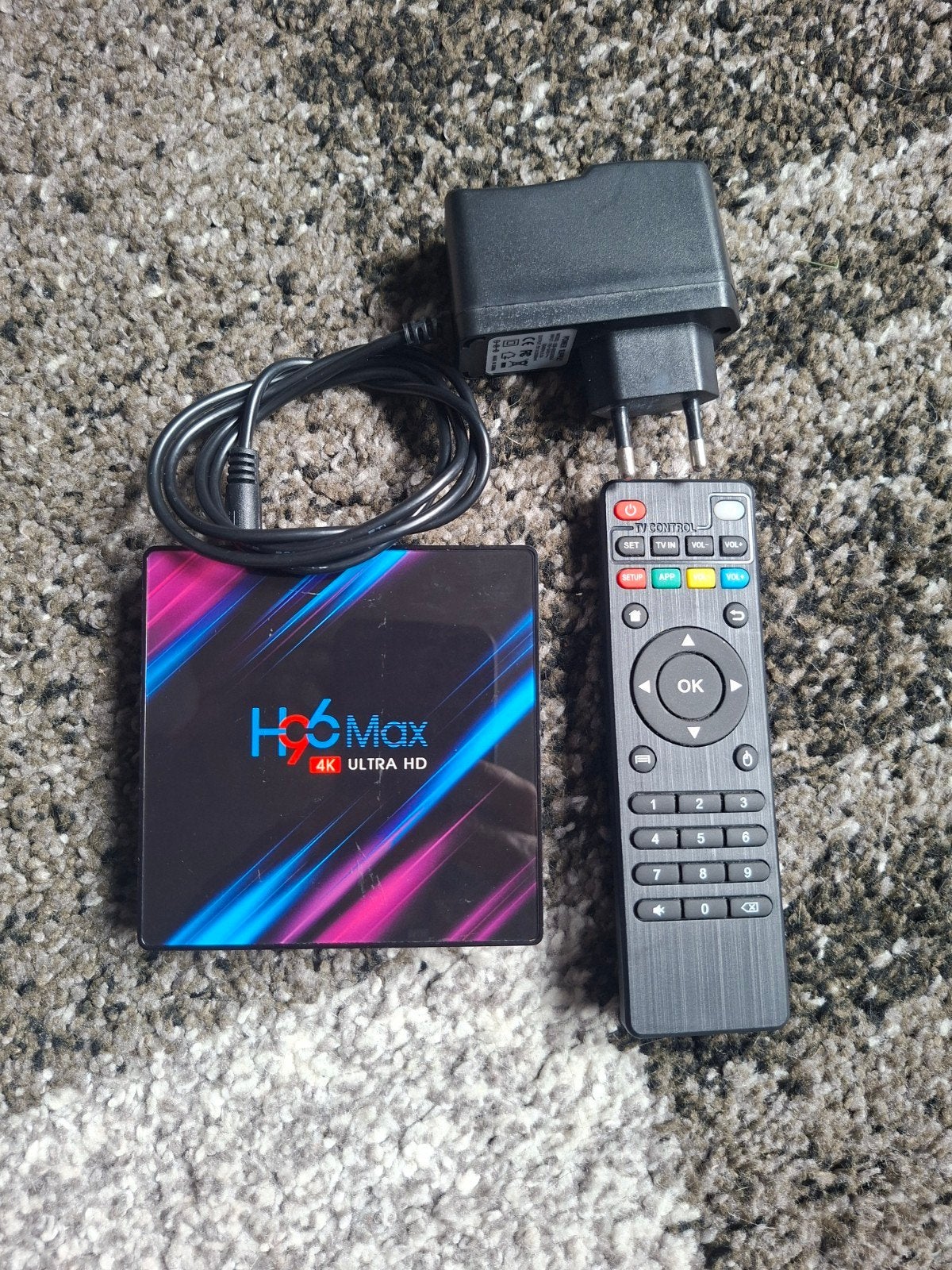 H96 Max 4K Android TV Box (4GB RAM / 32GB ROM) – Zo goed als, Enlèvement