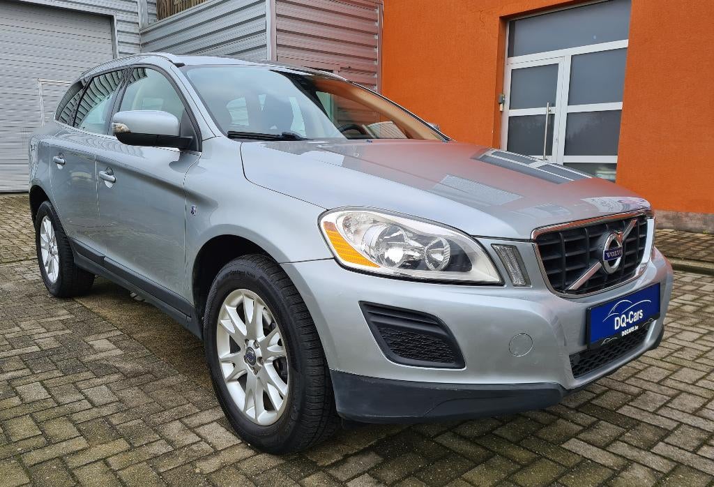 Volvo XC60 - 2.0 D - 163 pk - Automaat, Auto's, Euro 5, Zwart, Parkeersensor, 1984 cc