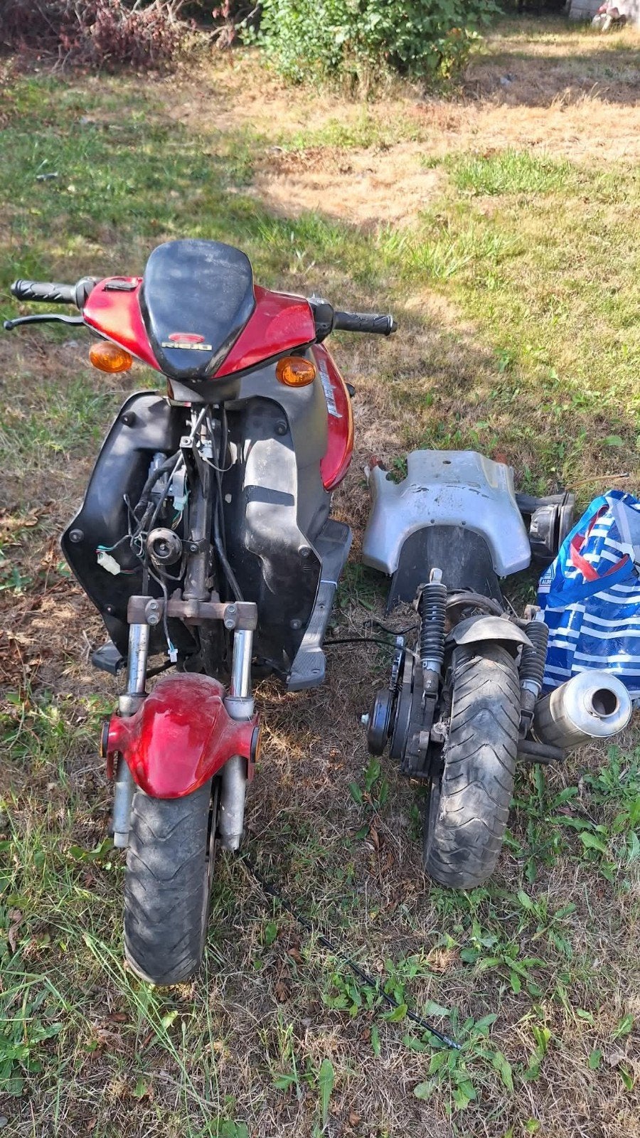 scooter 125cc rieju, Motos, Enlèvement