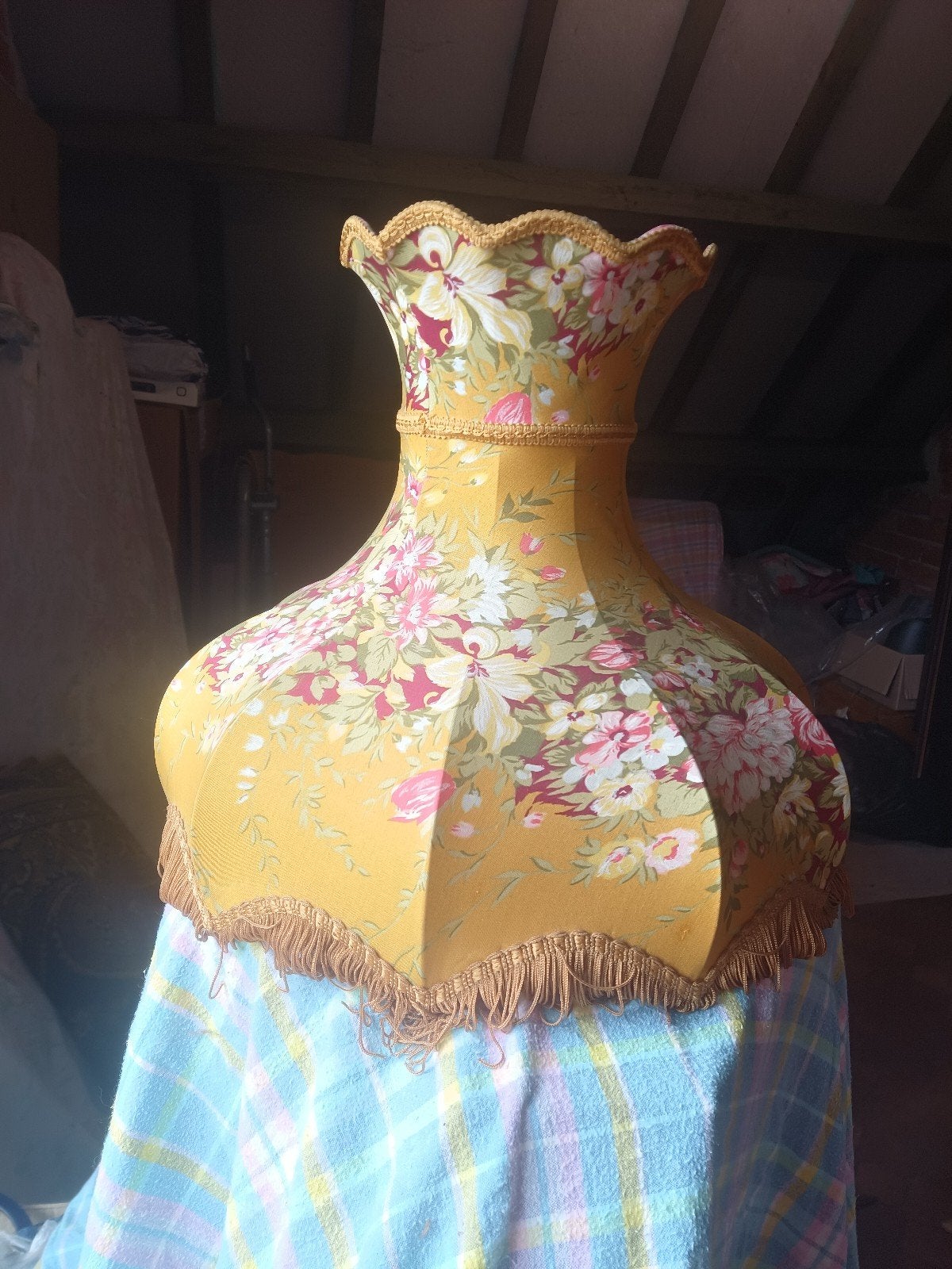 Bloemen lampenkap, Ophalen, Zo goed als nieuw, 25 tot 50 cm