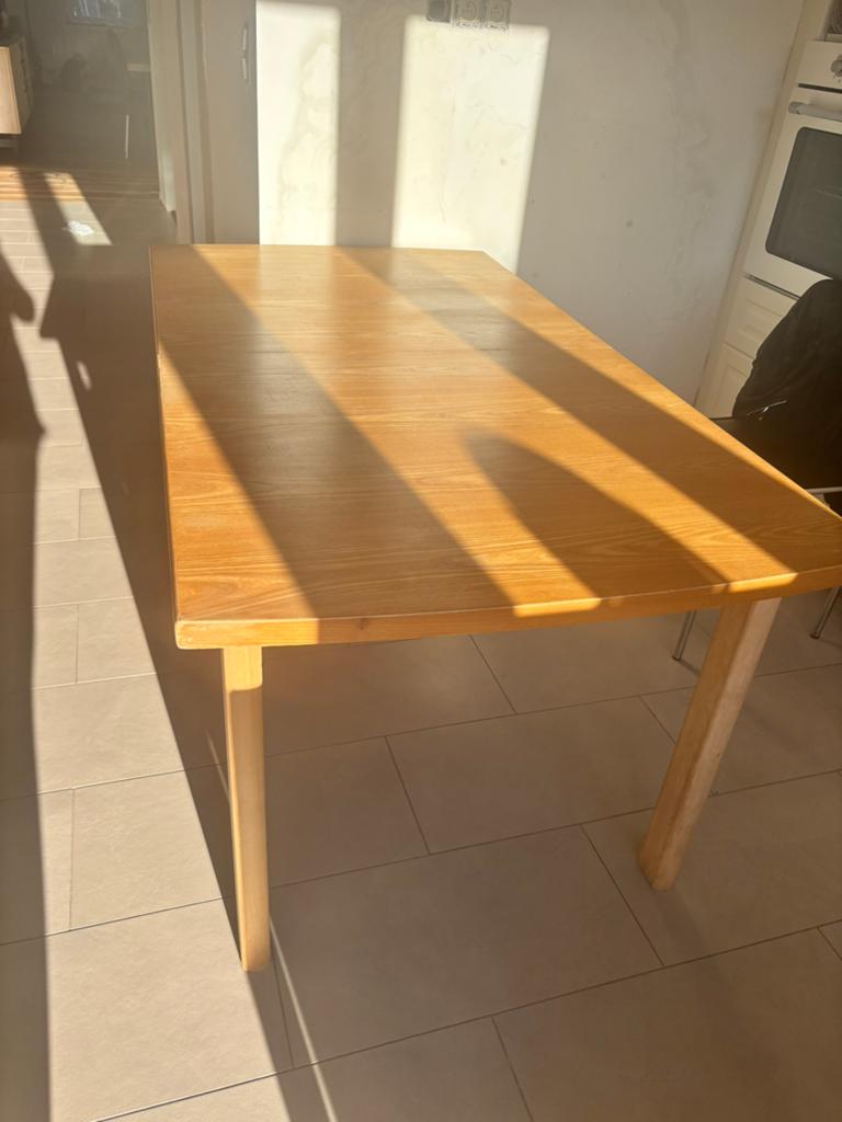 Table en bois, Enlèvement, Utilisé