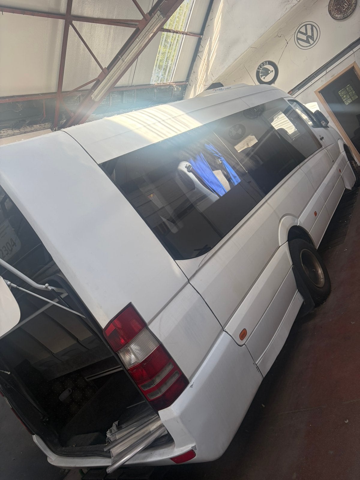 Mercedes sprinter a vendre avec 22 place mimi bus, Auto's, Wit, Diesel, Particulier, Overige carrosserie