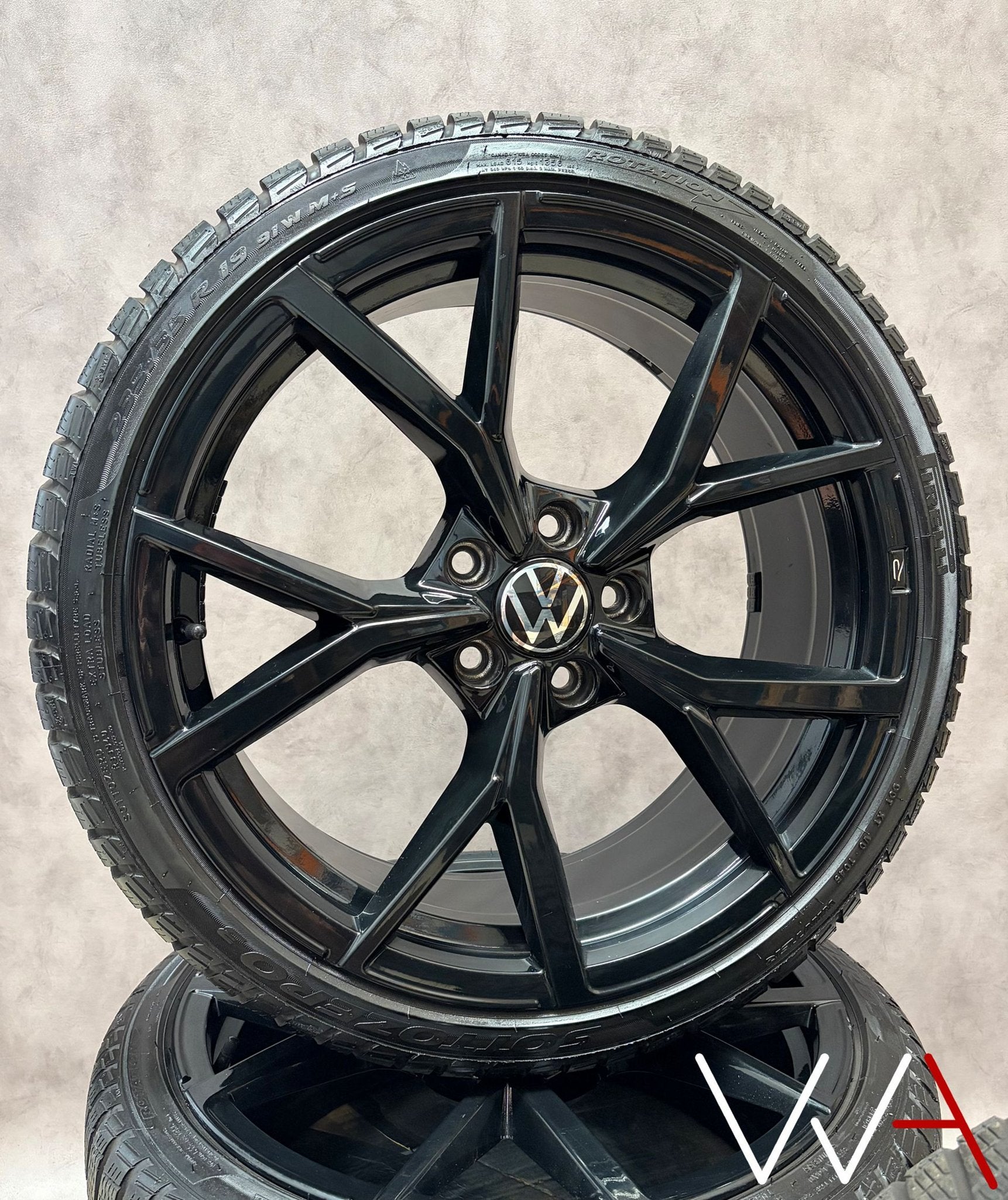 ️19'' Volkswagen Golf 8 R GTI Estoril winterbanden Pirelli, Pneus et Jantes, Pneus hiver, Véhicule de tourisme, -