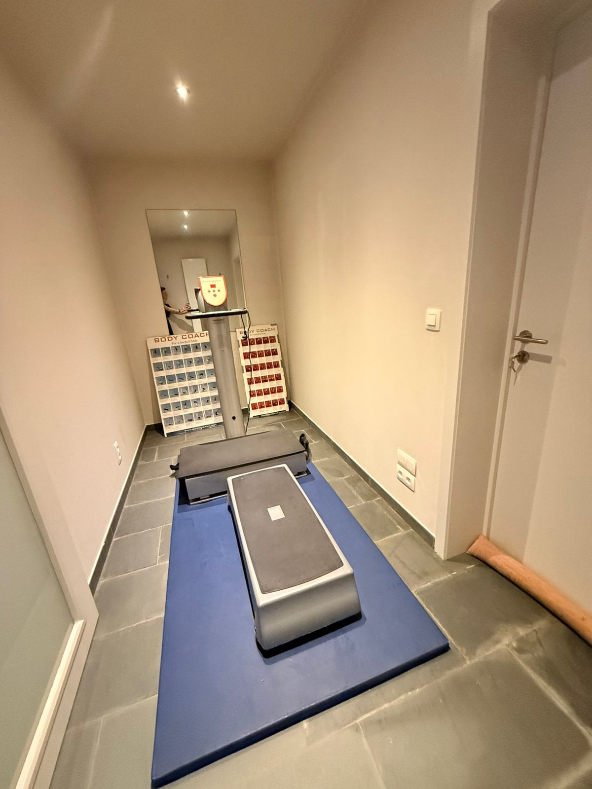 Body coach, figuurtraing, trilplaat, Ophalen, Benen, Gebruikt, Trilplaat