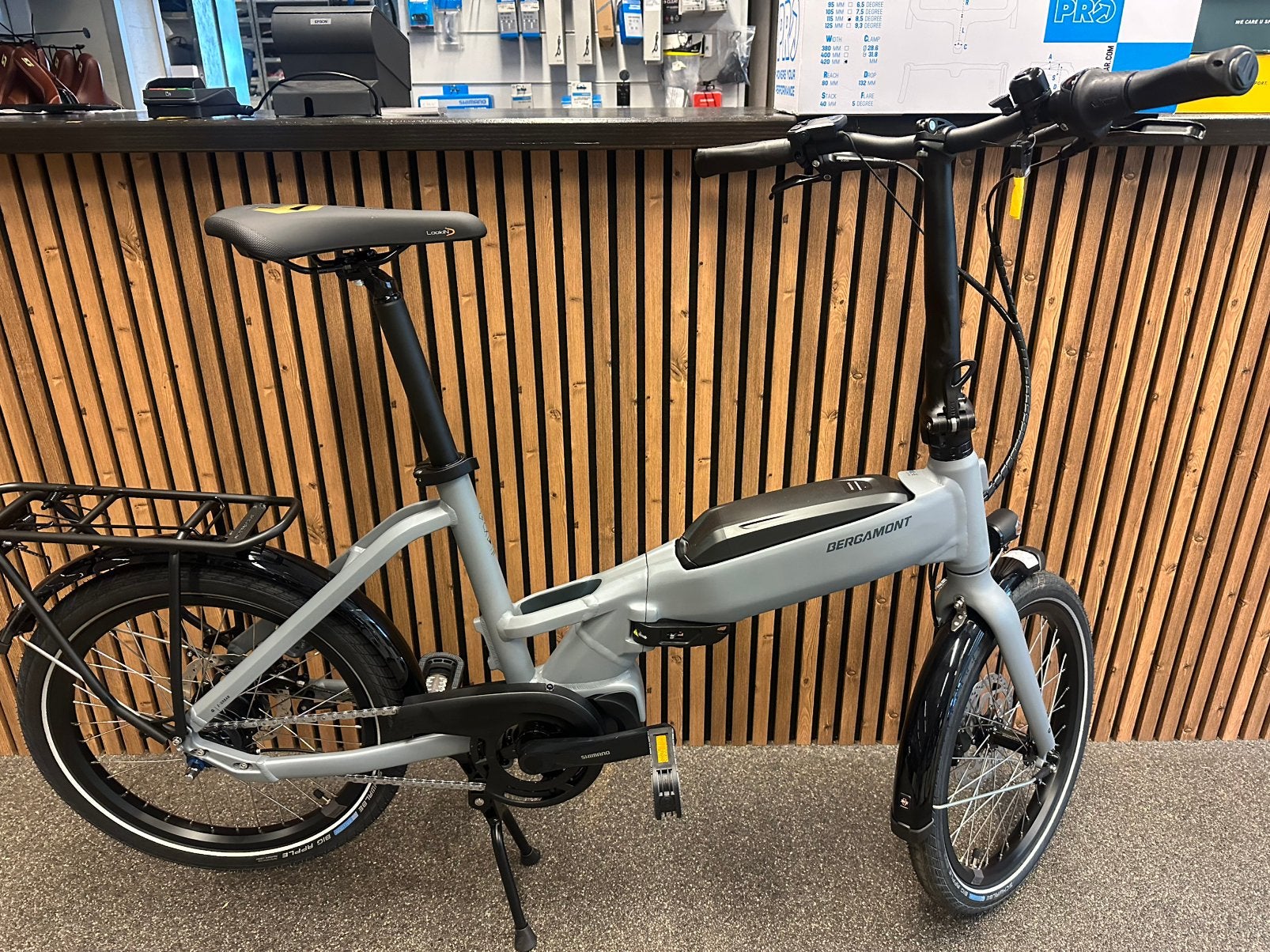 Nieuwe bergamont plooi fiets met midden motor 1749,-, Fietsen en Brommers, Ophalen, Nieuw