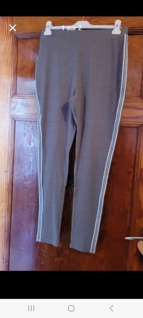 Lot de 2 leggings neufs., Ophalen
