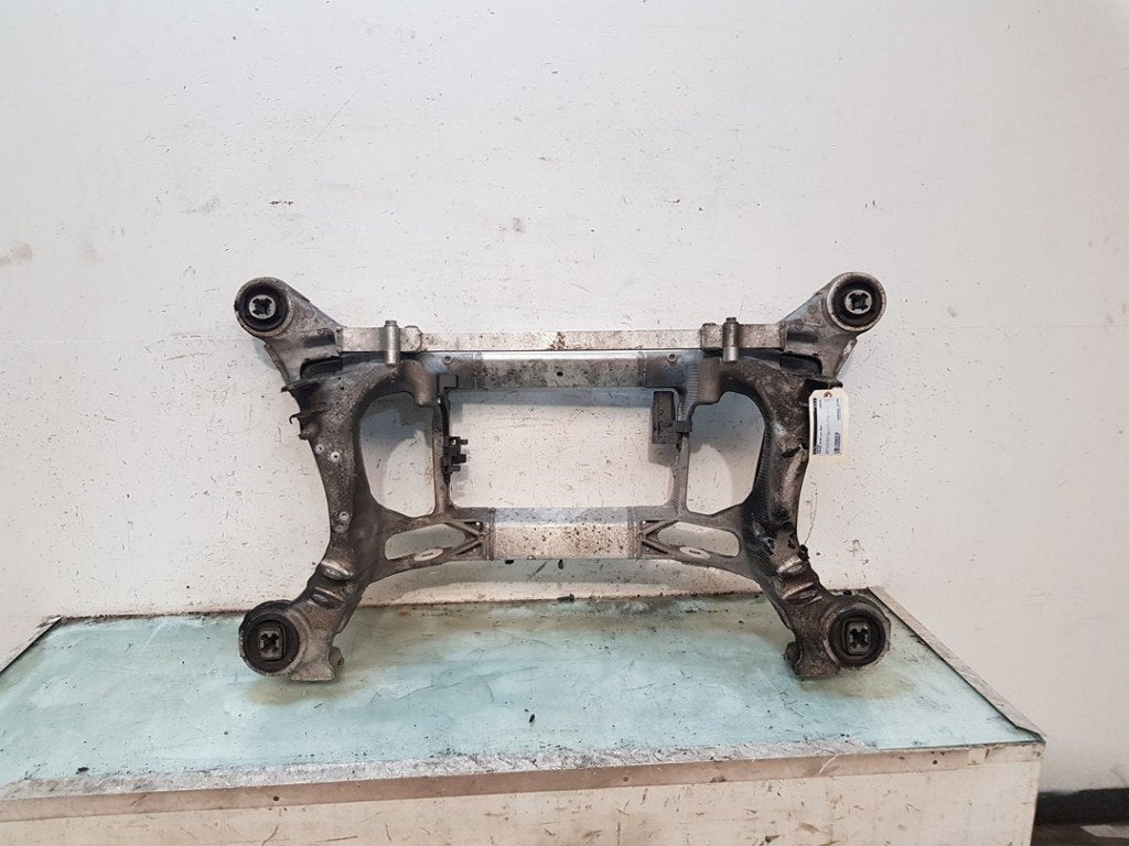 SUBFRAME Taycan (Y1A) (|9J1599030G|9J1599030F|9J1599030H|), Gebruikt, Porsche