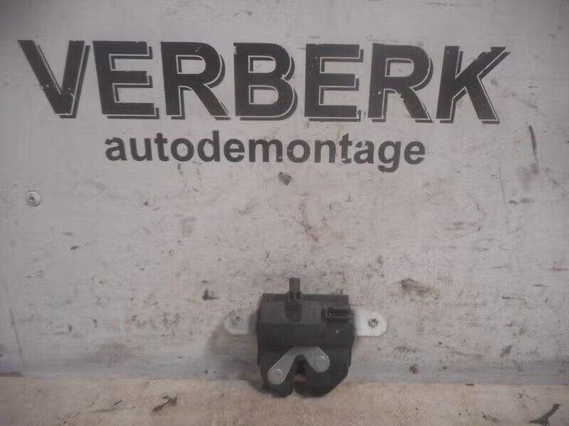 SLOTVANGER ACHTERKLEP Opel Corsa E (39021416), Bahnhofsplatz 65423 Rüsselsheim am Main, DE, Gebruikt, Opel, Opel Automobile GmbH