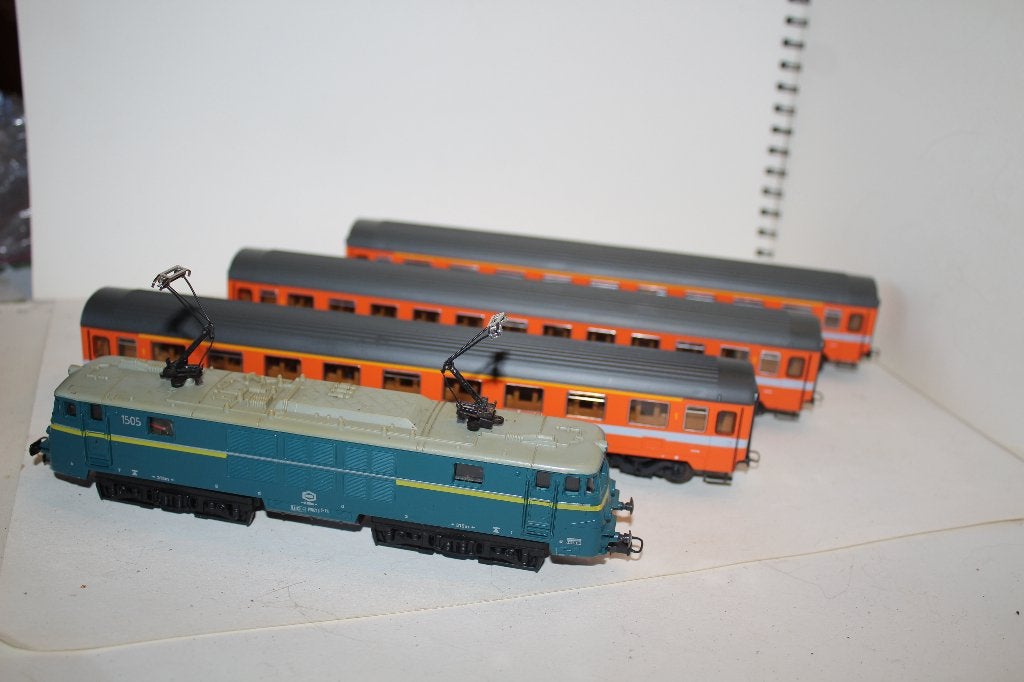 lima ho loc nmbs 1505 ref 208027L + 3  eurofina nmbs, Hobby en Vrije tijd, Gebruikt, Verzenden, Lima, Gelijkstroom