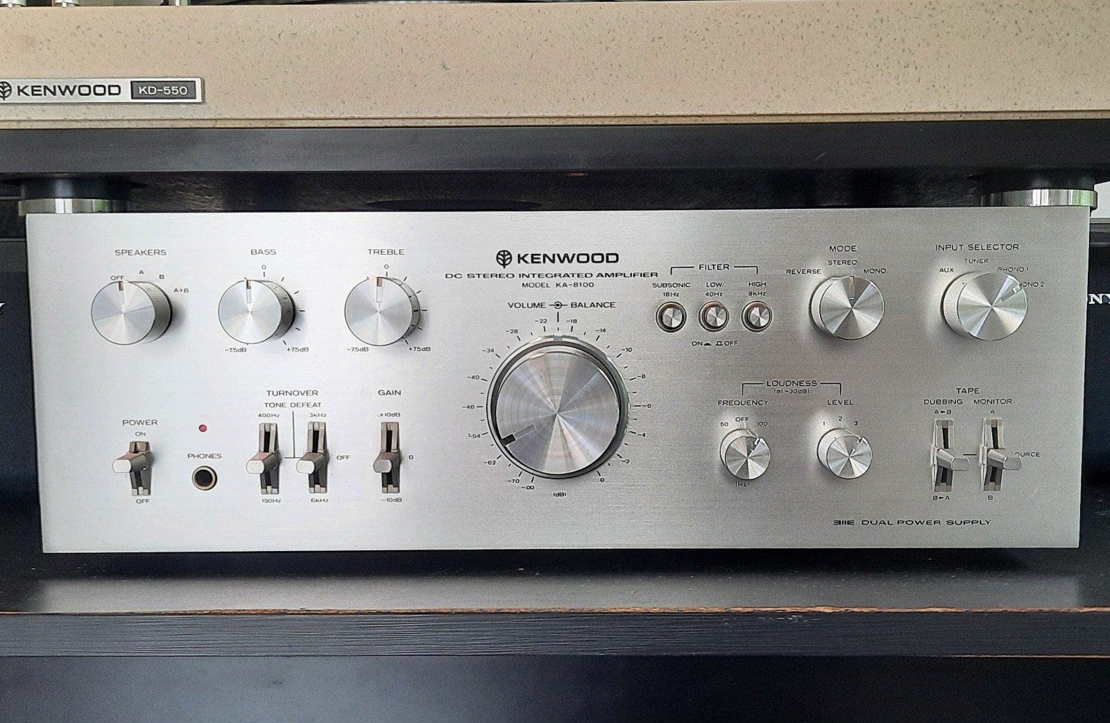 KENWOOD KD-550 platenspeler en Kenwood KA-8100 versterker., Ophalen, Gebruikt, Losse componenten