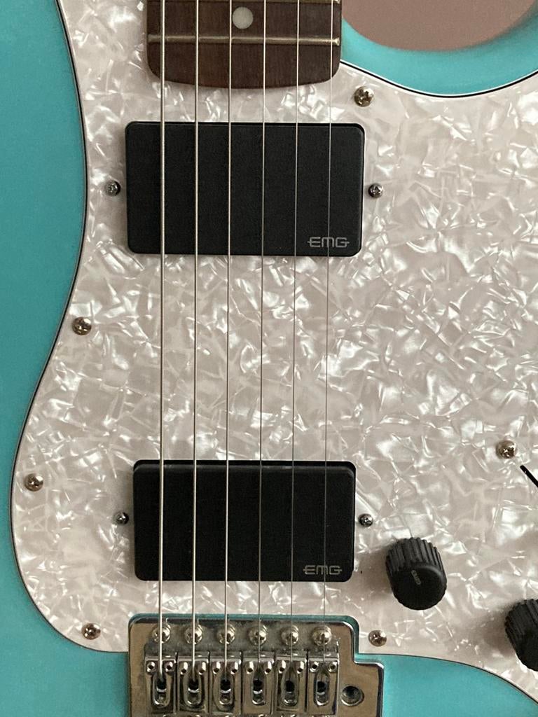 Squier emg, Muziek en Instrumenten, Snaarinstrumenten | Gitaren | Elektrisch, Zo goed als nieuw, Met versterker, Ophalen