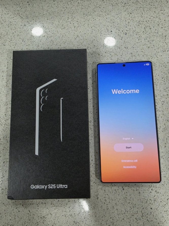 Samsung Galaxy S25 Ultra SM-S938U1 Simlock gratuit, Télécoms, Téléphonie mobile | Samsung, Autres modèles, 10 mégapixels ou plus