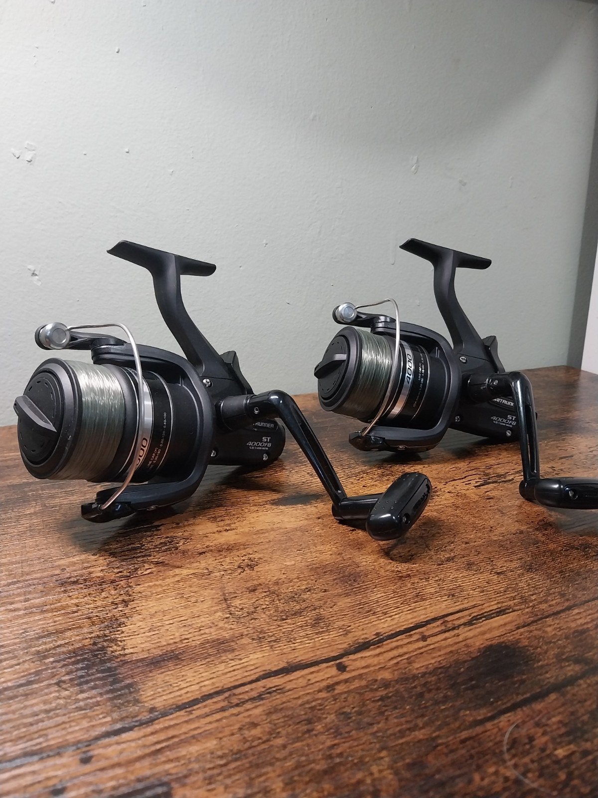 Shimano baitrunners, Sports nautiques & Bateaux, Enlèvement ou Envoi, Comme neuf, Moulinet