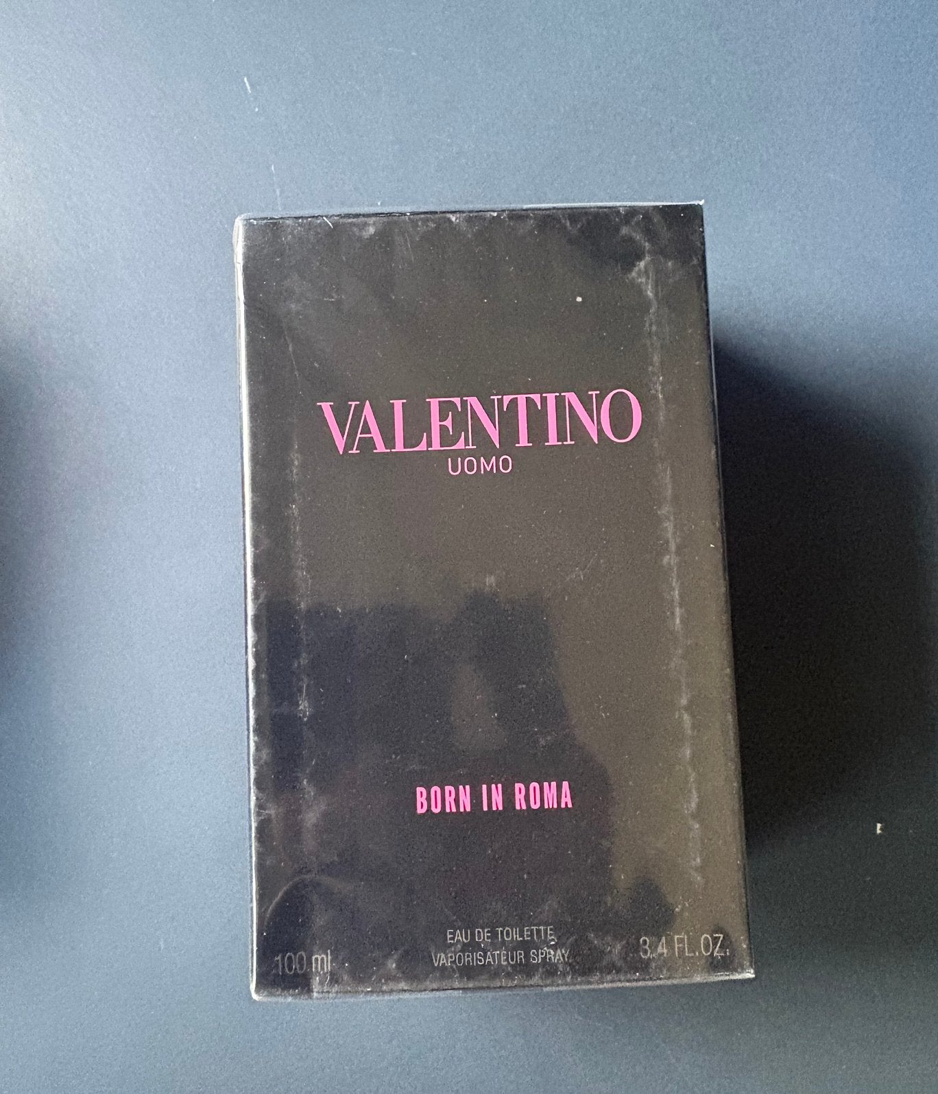 Valentino born in roma, Envoi, Neuf