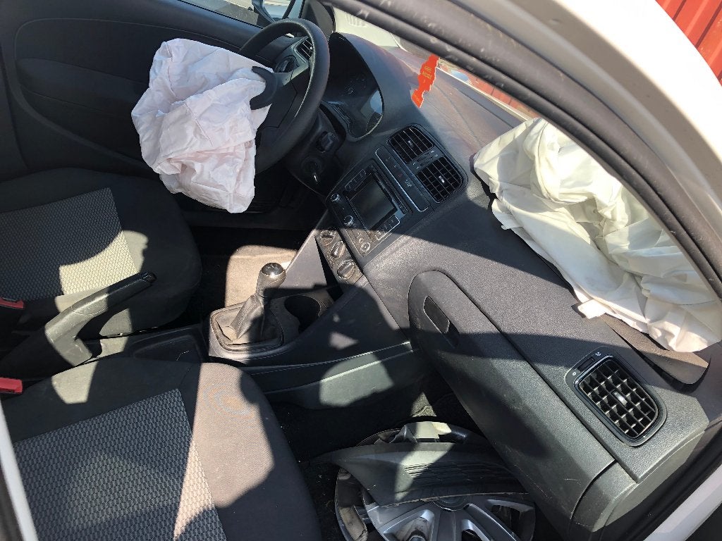 vw polo ongeval, Auto's, Voorwielaandrijving, Euro 5, Stof, Wit