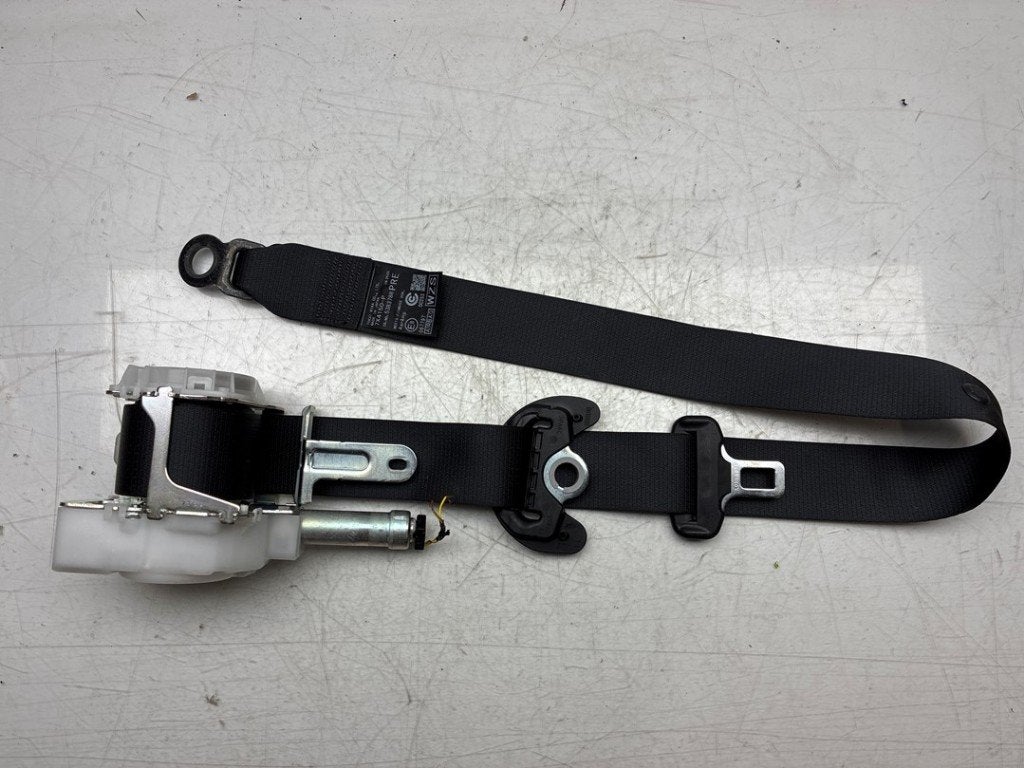 CEINTURE DE SECURITE AVANT GAUCHE Corolla Cross (|7X4150P|), Kundenbetreuung@toyota.de, Toyota, Utilisé, Toyota-Allee 2
50858  Köln, DE