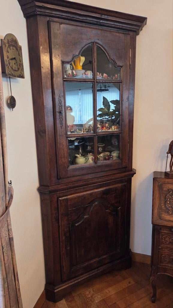 Meuble de coin en chêne foncé, Maison & Meubles, Armoires | Vitrines, Enlèvement, Chêne