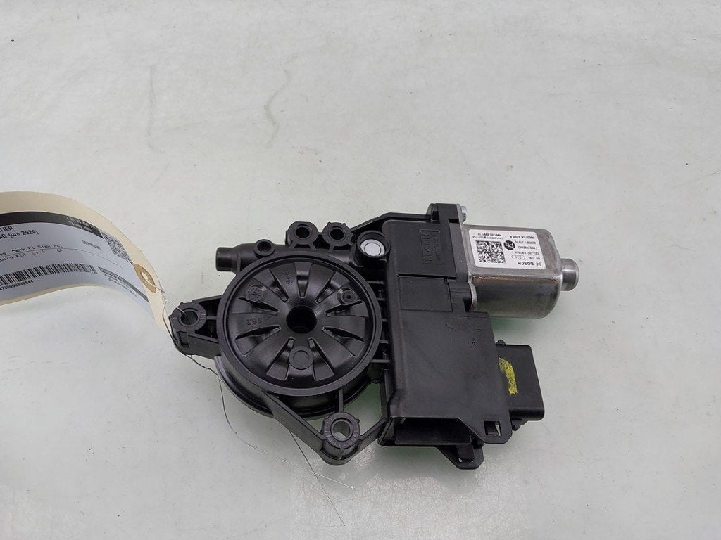 MOTEUR LEVE VITRE ELECTRIQUE Kia Ceed Sportswagon (CDF), Utilisé, Kia