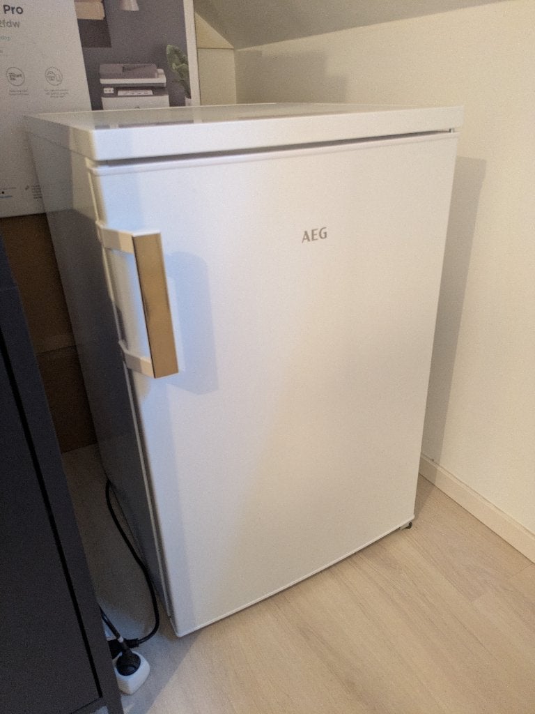 AEG Koelkast (RTS411E1AW), Electroménager, Avec compartiment congélateur, Enlèvement, Utilisé, 45 à 60 cm