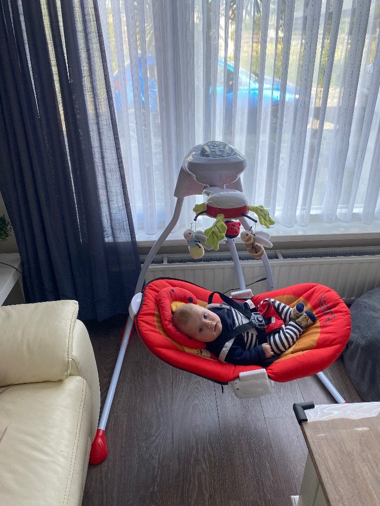 Schommel baby, Kinderen en Baby's, Wipstoeltjes, Ophalen, Gebruikt, Schommelstoel, Met gordel(s) of riempje(s)
