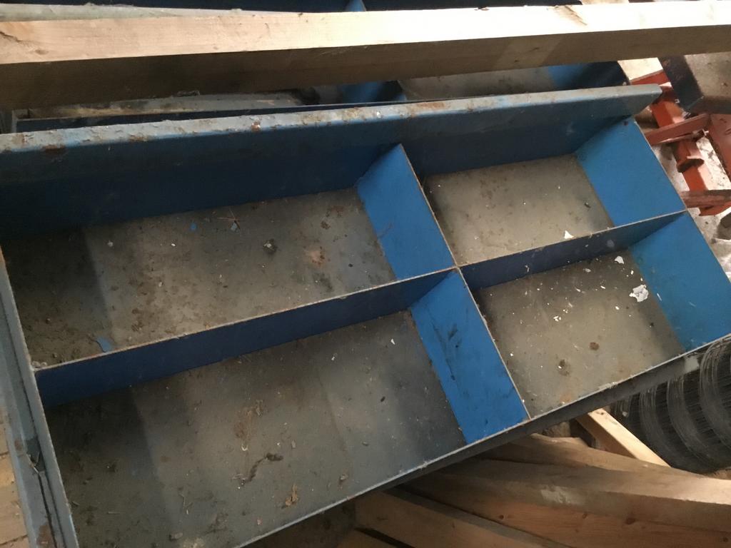 Schoven in ijzer, Doe-het-zelf en Bouw, Werkbanken, Ophalen, Gebruikt, 70 tot 120 cm