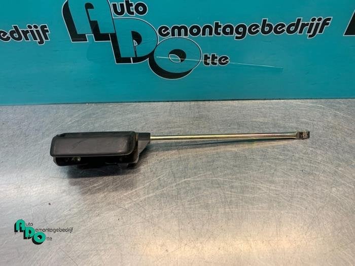 Poignée porte coulissante droite d'un Volkswagen Caddy (Cad, Volkswagen, -, 3 mois de garantie, Utilisé
