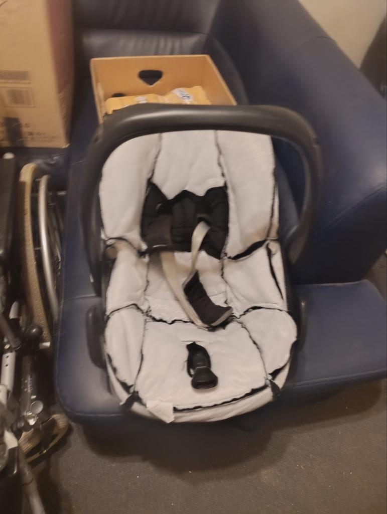 Alles voor de uitzet voor een baby, Kinderen en Baby's, Babykleding | Overige, Ophalen, Gebruikt, Jongetje of Meisje