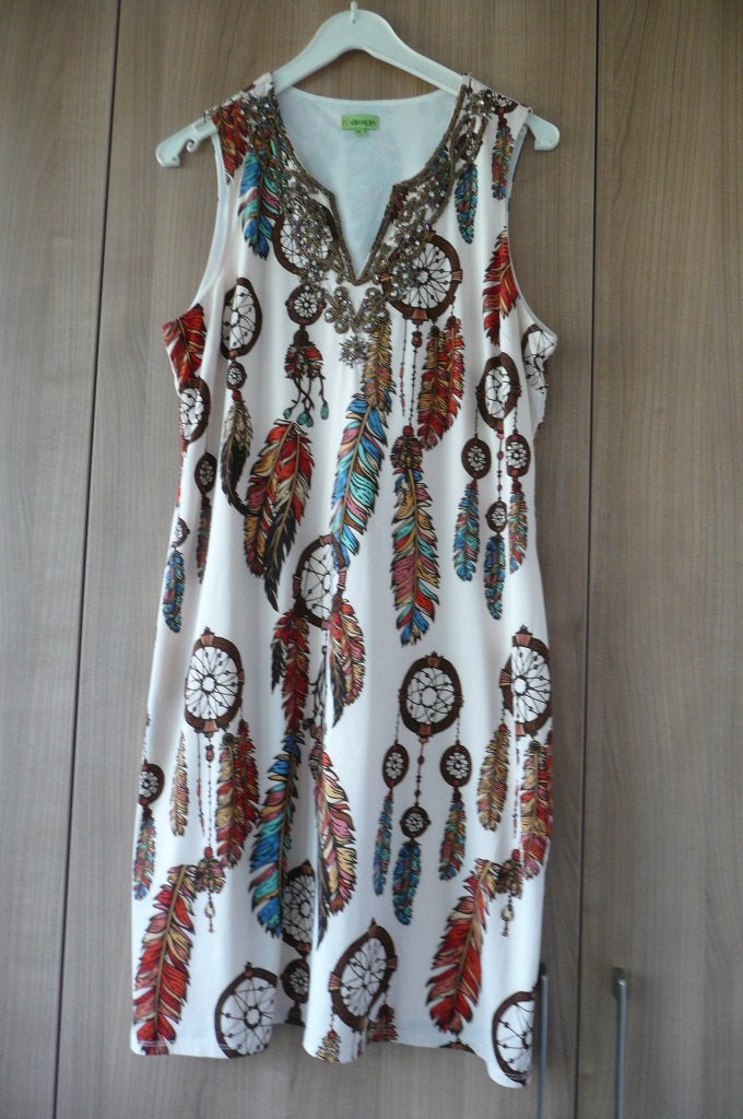 Kleedje K-Design met veren (K790), Kleding | Dames, K-design, Overige kleuren, Maat 42/44 (L), Ophalen of Verzenden