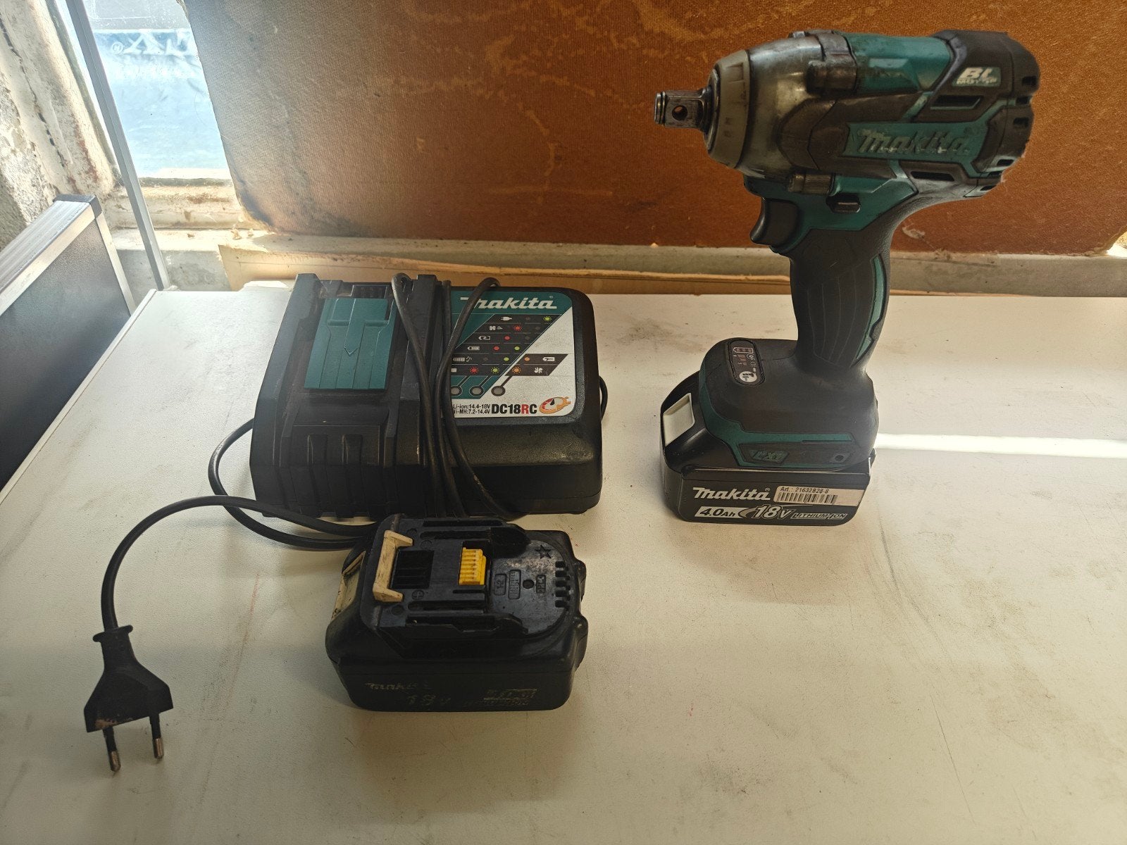Bouloneuse Makita 18V