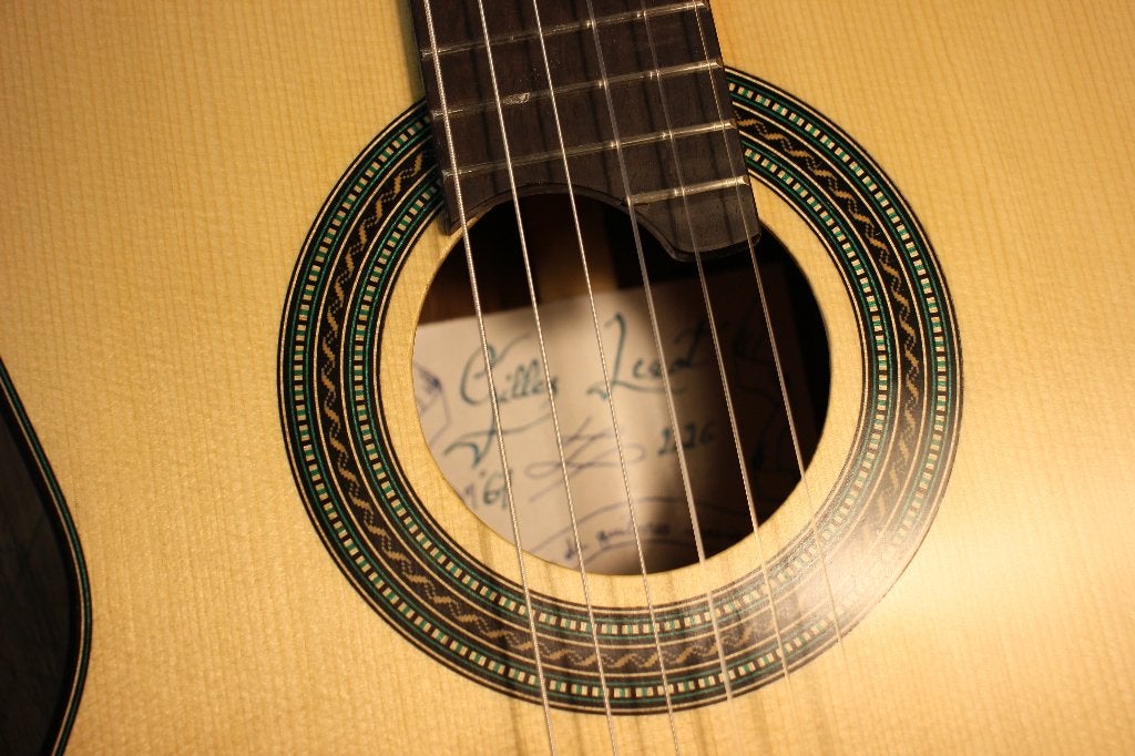 Guitare classique de luthier - Lescot 2026, Enlèvement