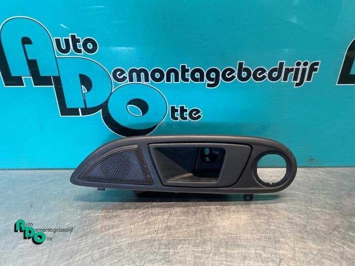 Poignée portière 2portes droite d'un Ford Fiesta (Fiesta 0, -, 3 mois de garantie, -, -