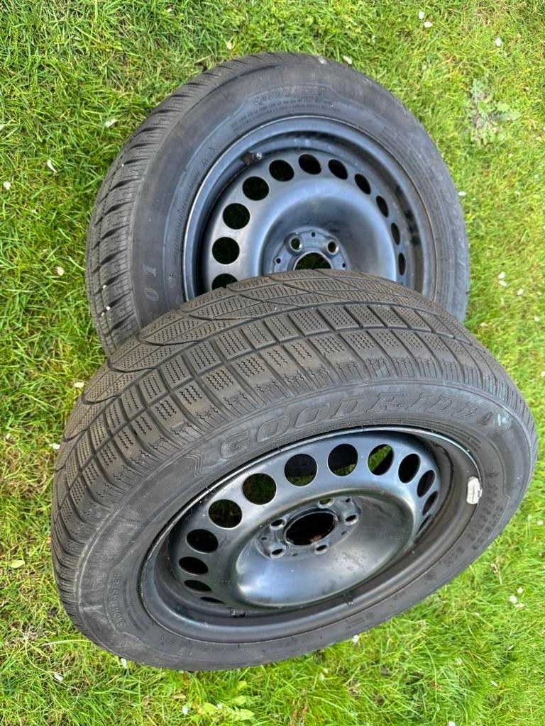Banden op velg W176 W246 W117, Auto-onderdelen, Ophalen, Band(en)