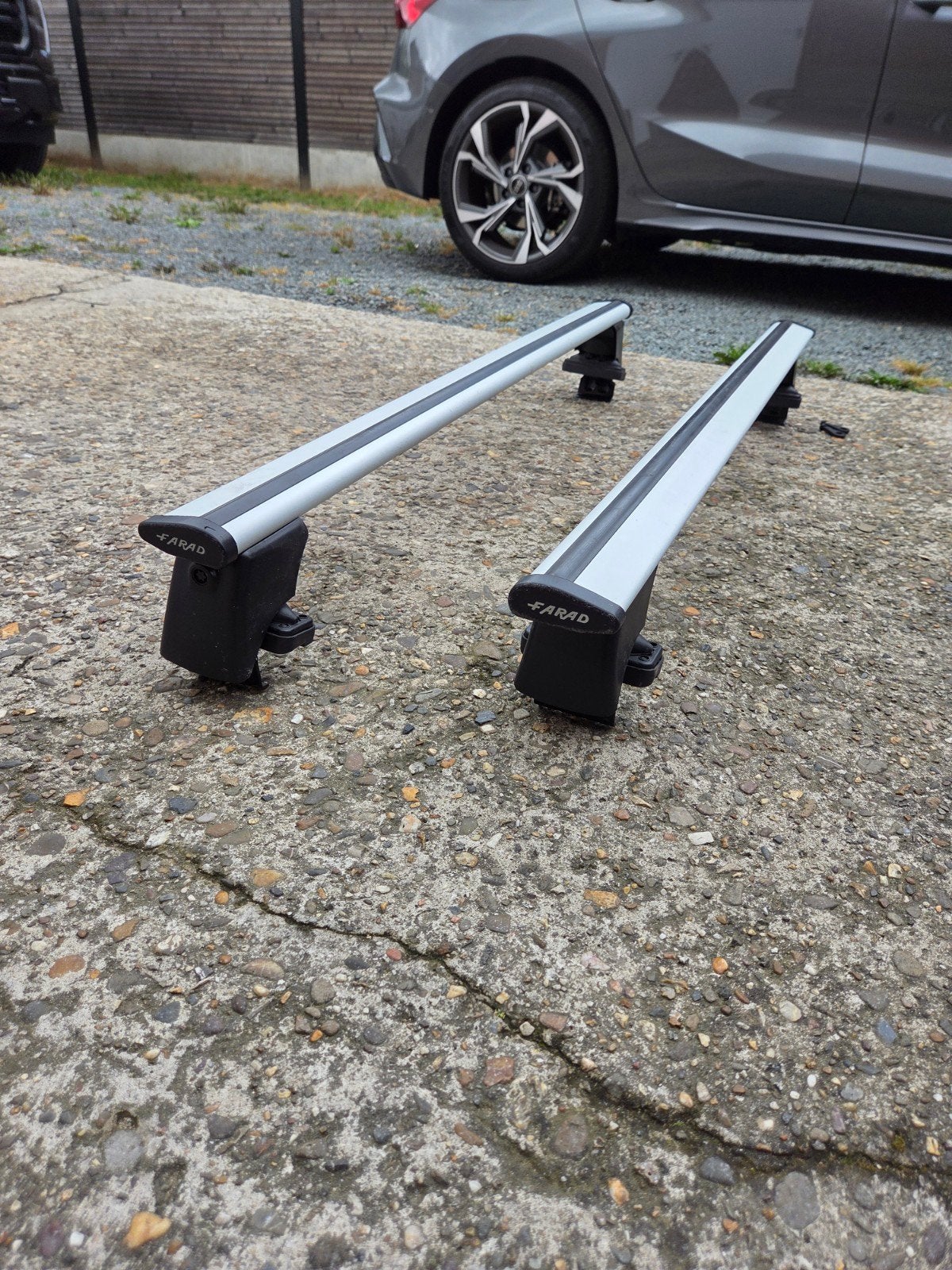 Barre de toit AUDI A3, Enlèvement