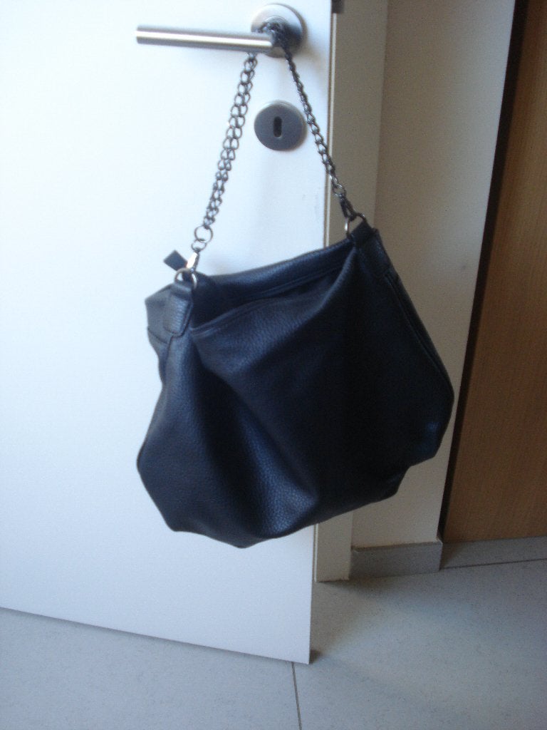 Pieces zwarte handtas, dames/meisjes, Handtassen en Accessoires, Ophalen of Verzenden, Gebruikt, Zwart, Handtas