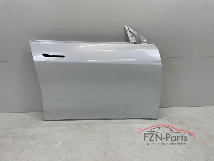 Tesla model Y Portier Rechts-voor Parelmoer wit (149353800D), Enlèvement ou Envoi, Utilisé, Avant, Porte